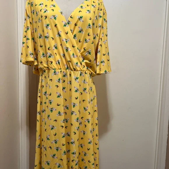 Alexia Admor Oakless Flutter Sleeve Fit & Flare Yellow Ditzy Floral Dress XL NWT - Picture 4 of 10